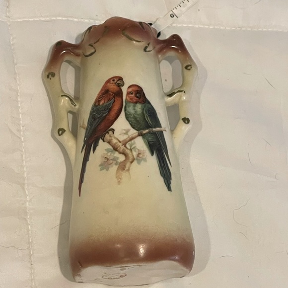 Vintage bird vase stamped approx 6” tall. Possibly Czech
